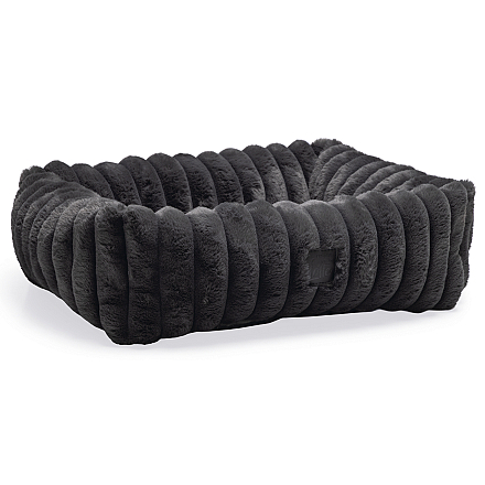 Designed by Lotte Kattenmand Reza Antraciet