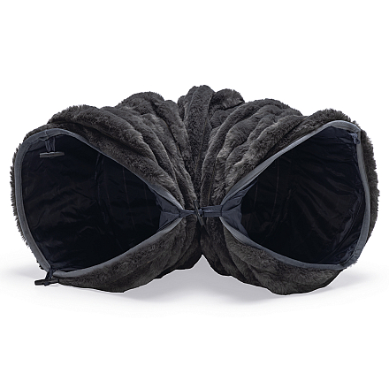 Designed by Lotte Kattentunnel Reza Antraciet